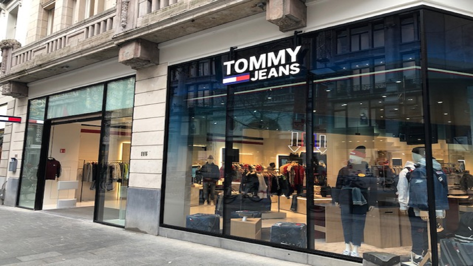 Toestand Integreren genezen Totaaloplossing Tommy Jeans Antwerpen | Clima & Partners